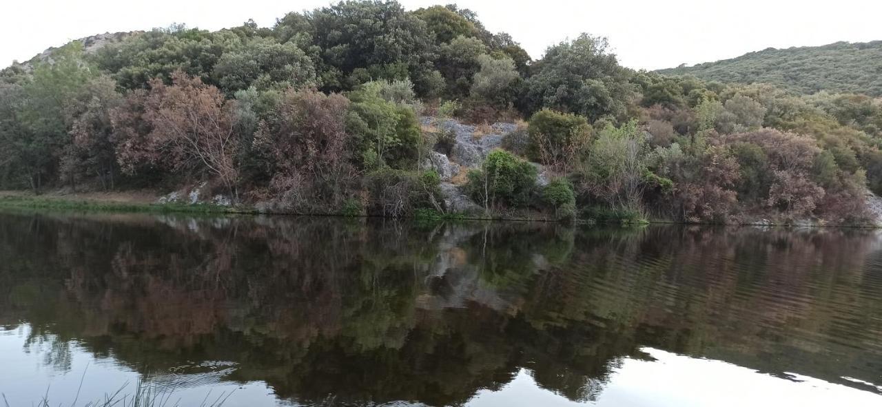 A L'Ombre Du Bananier Βίλα Neffies Εξωτερικό φωτογραφία